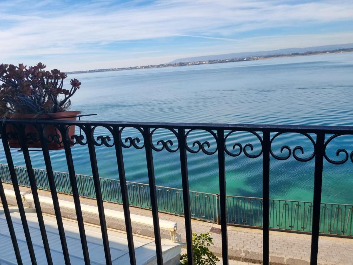 Ferienwohnung La Finestra Sul Mare Di Alfeo Syrakus Exterior foto